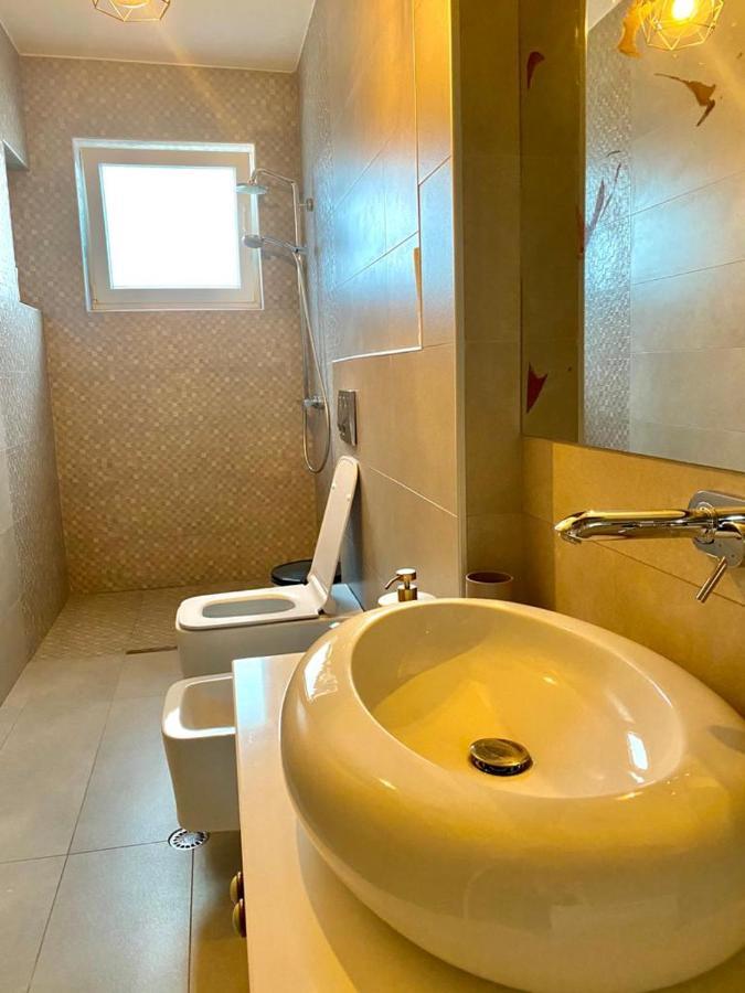 Cozy Lake Front Flat Bequeme Wohnung An Der See 波格拉德茨 外观 照片