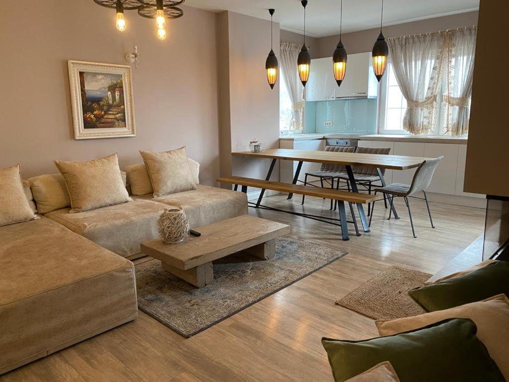 Cozy Lake Front Flat Bequeme Wohnung An Der See 波格拉德茨 外观 照片